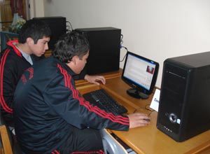 Escuela de Copiapó cuenta con nuevo equipo computacional donado por padres y apoderados