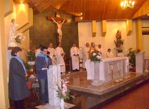 Celebración del Día Nacional de ADMA en la parroquia Cristo Obrero