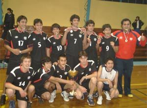 Colegio de Puerto Montt obtuvo primer lugar en Clasificatorio de la Araucanía de Voleibol