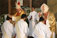 Ordenados tres nuevos sacerdotes para la Iglesia y la Congregación Salesiana