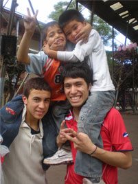 Insumos Colonias 2011: Favorecer un Encuentro Evangelizador