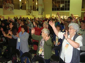 Día Signo 2010: “la evangelización de los jóvenes debe provocar su inserción en la vida eclesial”