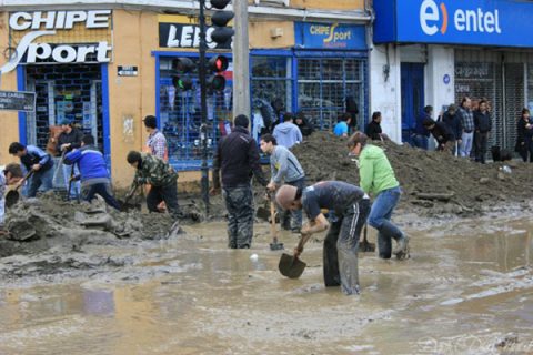 IDB – Comunidad educativa se organiza para ir en ayuda de los damnificados