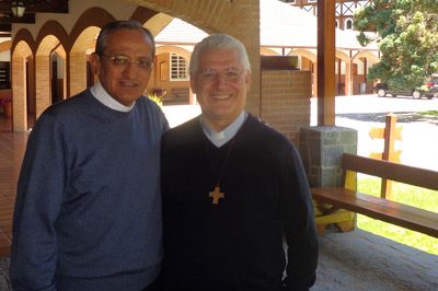 “Estamos viviendo una hermosa experiencia de familia… en un clima espiritual de silencio, de reflexión y de celebraciones litúrgicas muy intensas”