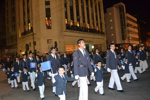 Valparaíso – Multitudinario Desfile en honor a María Auxiliadora y a las Glorias Navales