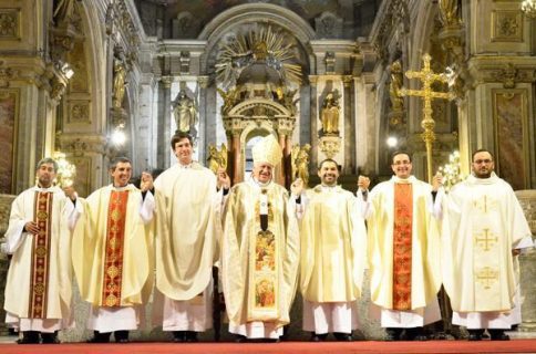 Seis nuevos sacerdotes para tiempos desafiantes