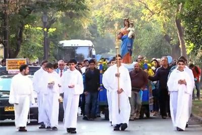 VIDEO: Procesión María Auxiliadora en Santiago