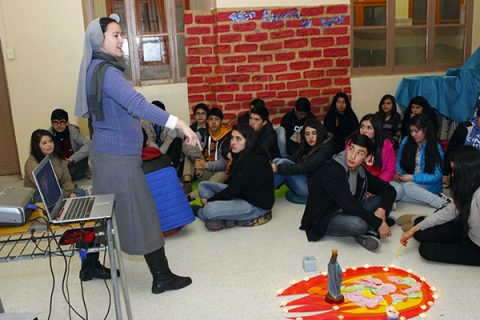 Obras SDB y FMA de Punta Arenas celebran Pentecostés