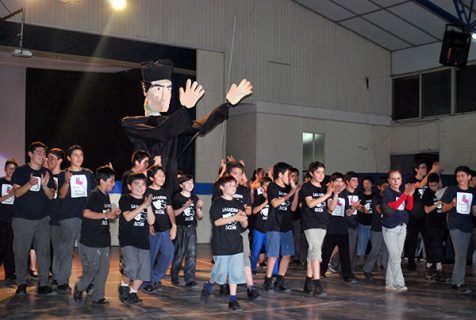 Comunidad del COM celebra el Bicentenario y sus 120 años de vida