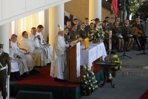 Cardenal Ricardo Ezzati preside solemne eucaristía por un nuevo aniversario de Carabineros