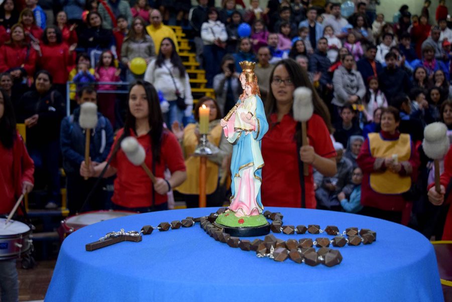 Multitudinaria procesión de María Auxiliadora en Talca