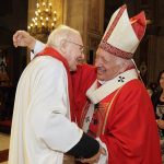 P. Mario Borello y P. José López reciben Cruz del Apóstol Santiago