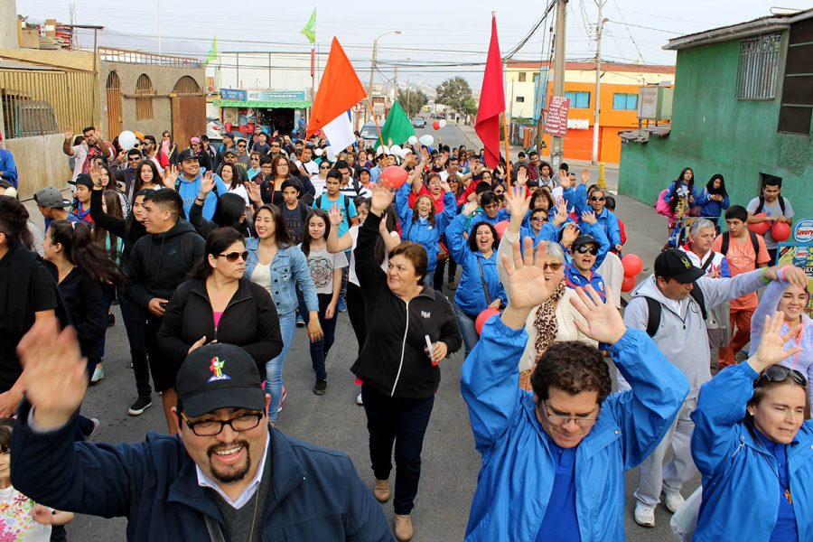 Comunidad de Antofagasta cruzó la Puerta Santa