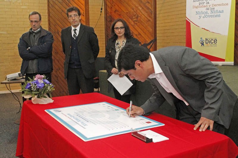 Salesianos renovaron acuerdo de cooperación por la dignidad y derechos de los niños con Mesa Interinstitucional Bice-Chile