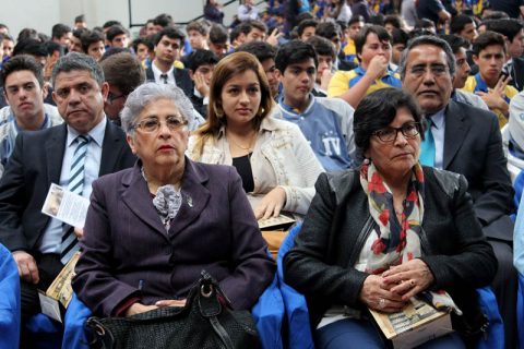 Don Bosco de Iquique reconoció en su día la abnegada labor de los maestros