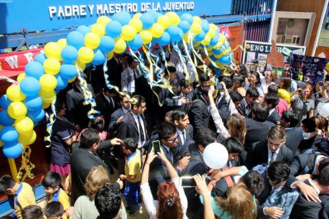 Emotiva despedida a alumnos de 4° medio del Colegio Salesiano de Iquique