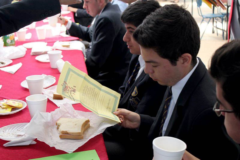 Emotiva despedida a alumnos de 4° medio del Colegio Salesiano de Iquique