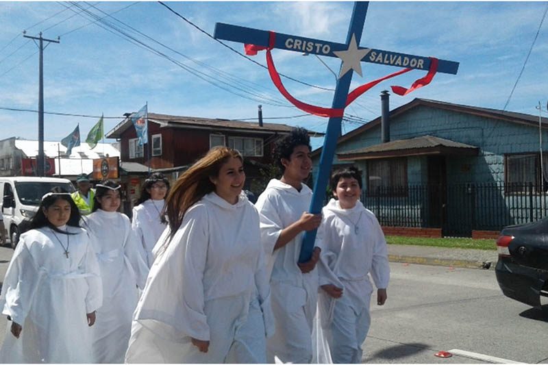 Protagónica Presencia de María Auxiliadora en Procesión de la Inmaculada en Puerto Montt