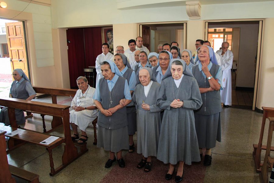 Hijas de María Auxiliadora celebraron aniversario de Bodas