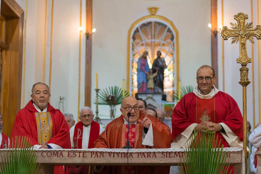 P. Juan Vecchi  celebra sus Bodas de Diamante