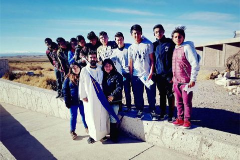 Jóvenes de Alto Hospicio y Calama participan en Jornada Vocacional Amplia