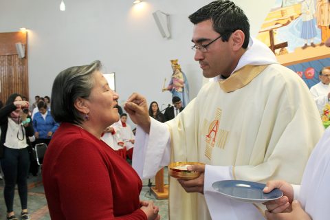 Ordenación Sacerdotal: Horas lentas para los tristes y rápidas para los contentos