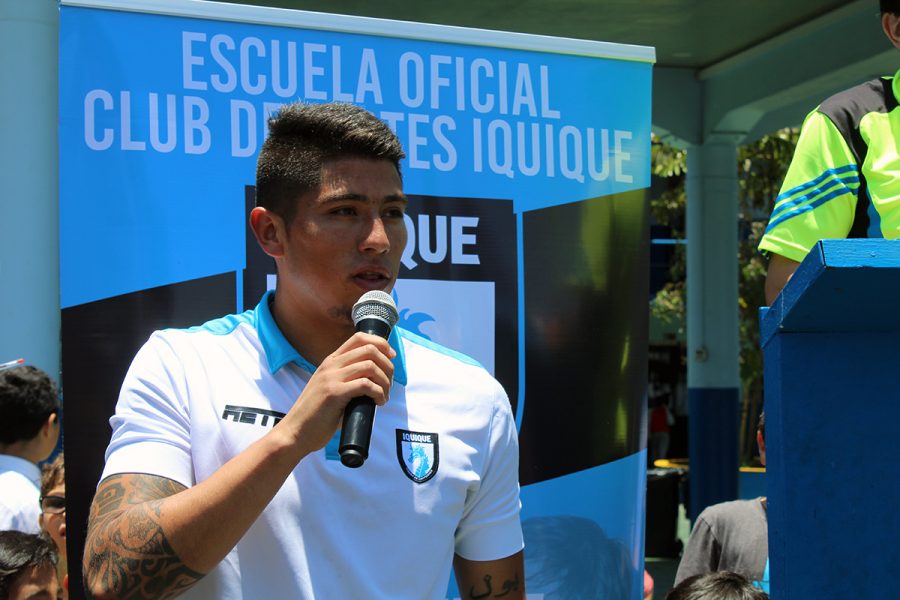 Club deportes Iquique visitó Colegio Don Bosco de la ciudad