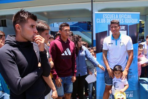 Club deportes Iquique visitó Colegio Don Bosco de la ciudad