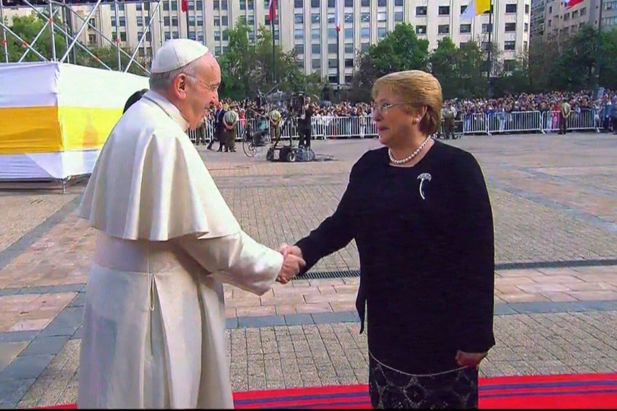 [VIDEO] El Papa en La Moneda: “El bien común, si no tiene un carácter comunitario, nunca será un bien”