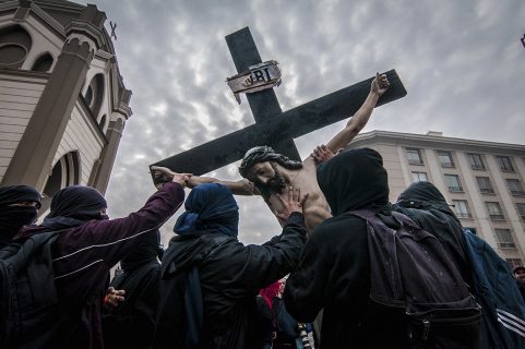 Martes 24 de abril: Ceremonia de reposición del Cristo Roto