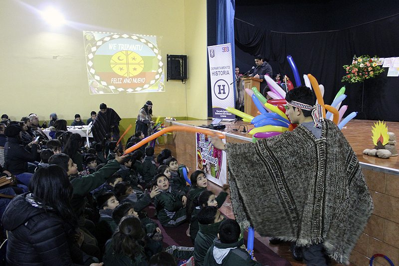 Día de los pueblos originarios en Linares