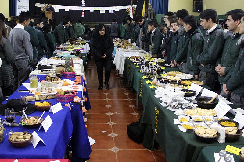 Día de los pueblos originarios en Linares