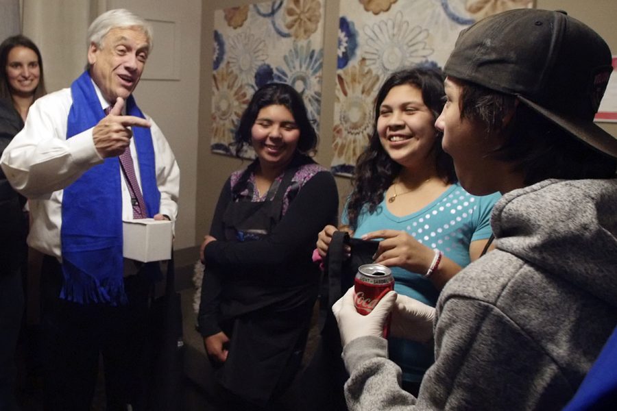 Presidente Sebastián Piñera visita albergue de Fundación Don Bosco