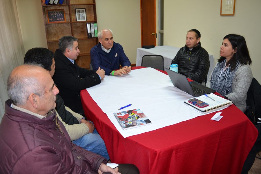 P. Guillermo Basañes visitó comunidad salesiana de Catemu