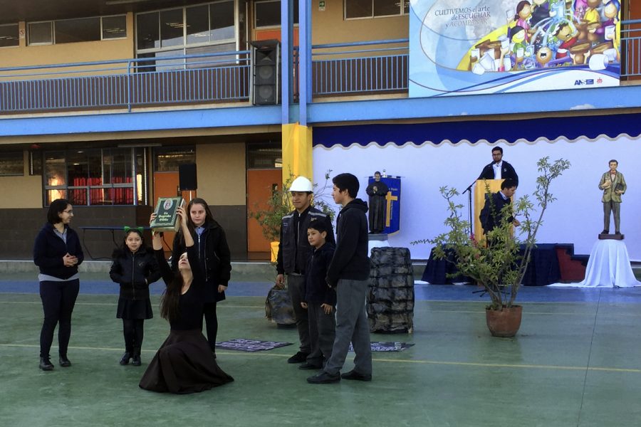 P. Carlo Lira visitó Colegio Domingo Savio San Ramón