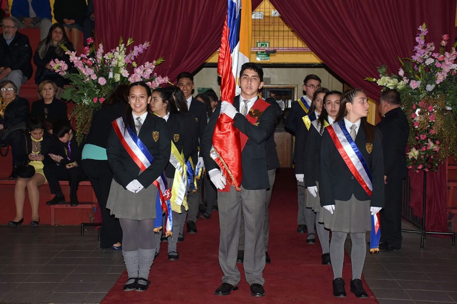 Jóvenes que inculquen los valores salesianos