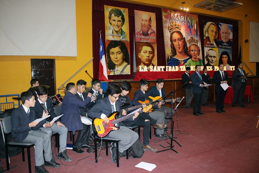 P. Carlo Lira visitó Colegio salesiano de Concepción