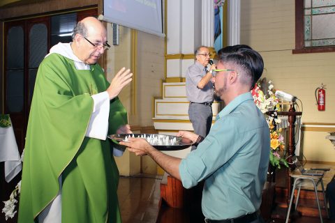 Colegio de Iquique da bienvenida al personal en nuevo año escolar