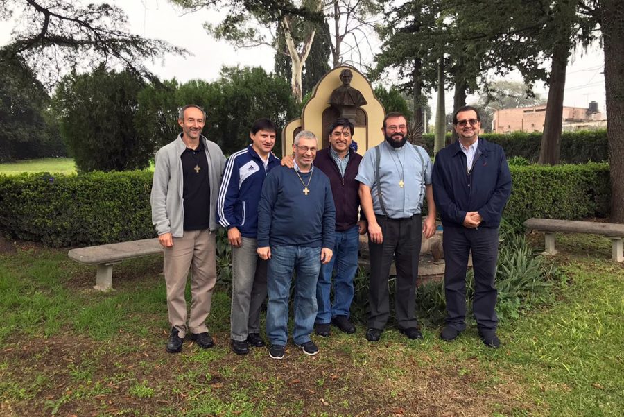 P. Carlo Lira visitó noviciado en Argentina