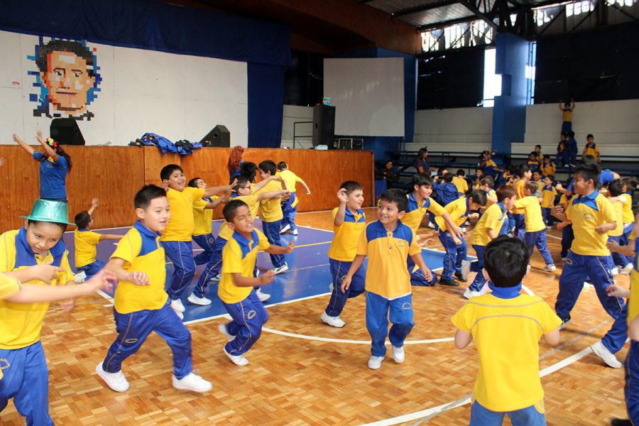 Celebración del día del alumno en Iquique