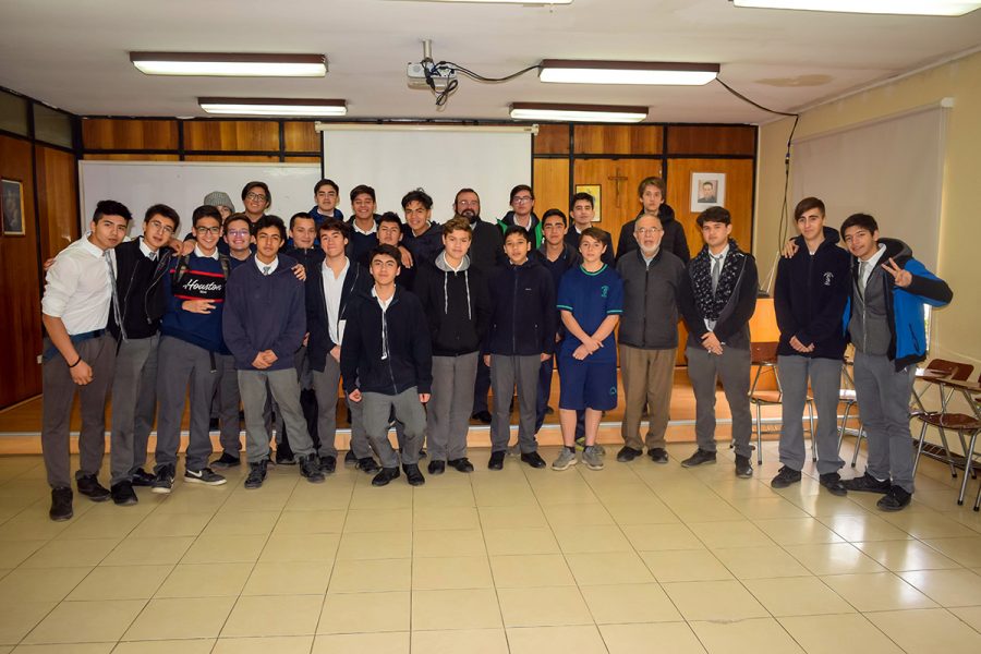 P. Carlo Lira visita Colegio Salesiano Camilo Ortúzar Montt