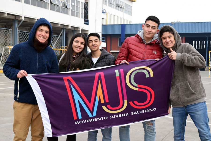 Jóvenes evangelizadores de otros jóvenes