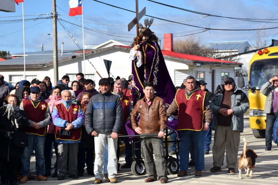 Procesión de Jesús Nazareno de Caguach en Puerto Natales