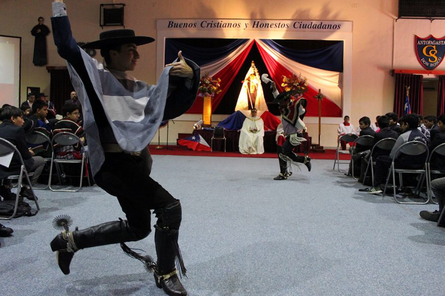 Colegio Don Bosco de Antofagasta vivió liturgia de acción de gracias por Chile