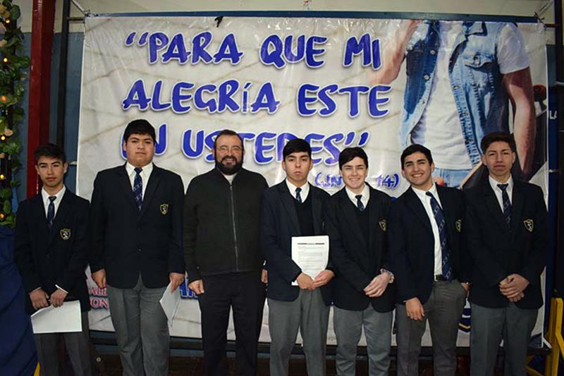 Padre Carlo Lira visita Comunidad Educativa Salesiana de Talca