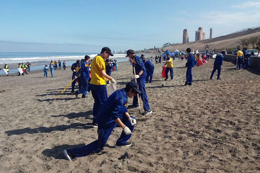 Día Internacional de Limpieza de Playas en Iquique