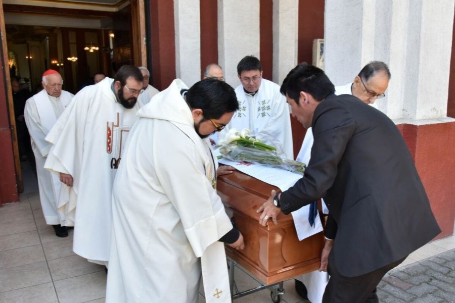 P. Juan Garbarino Crovo: Fiel servidor de la gente sencilla