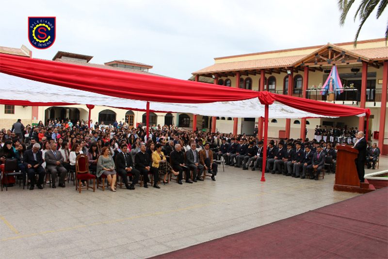 Más de un centenar de estudiantes de La Serena se graduaron de cuarto medio