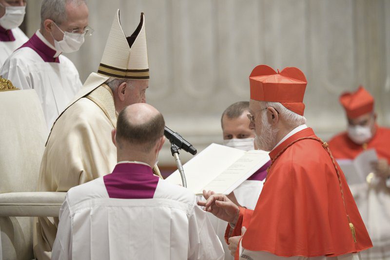 Monseñor Aós ya es cardenal