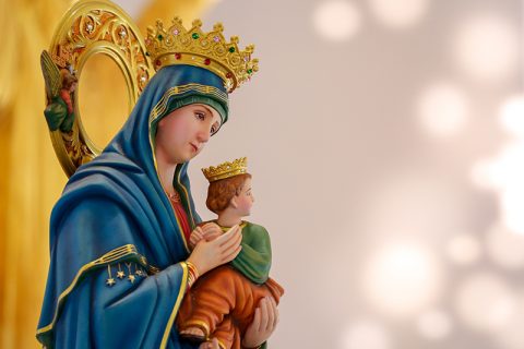 María de Nazaret, la influencer de Dios